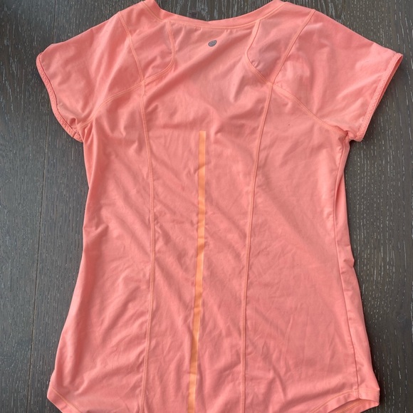 Zella Top - Size Small - Orange! Preloved 🌺 - Picture 2 of 3